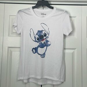 EUC Disney. Stitch tee shirt. Size Large.  Super cute graphic.